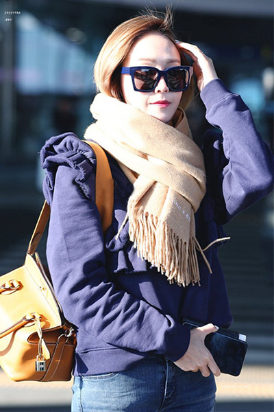 韓国歌手ジェシカ私服空港ファッション
